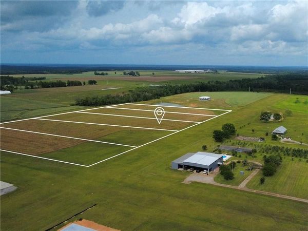 000 Koier Road, Robertsdale, AL 36567