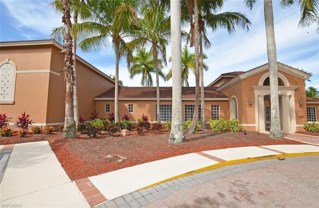 1240 Wildwood Lakes Blvd, Unit 104, Naples, FL 34104 Photo