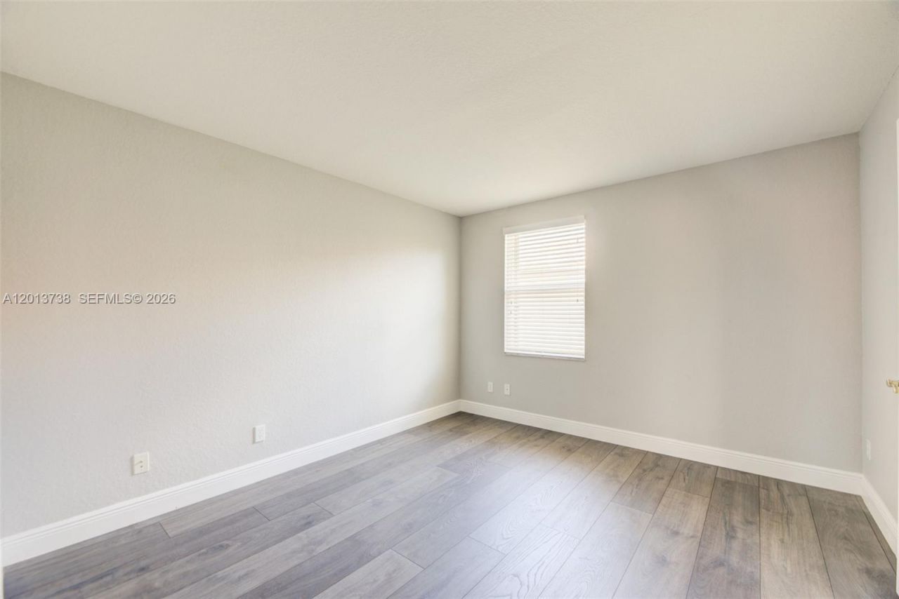 4207 W Whitewater Ave , Weston, FL 33332 Photo