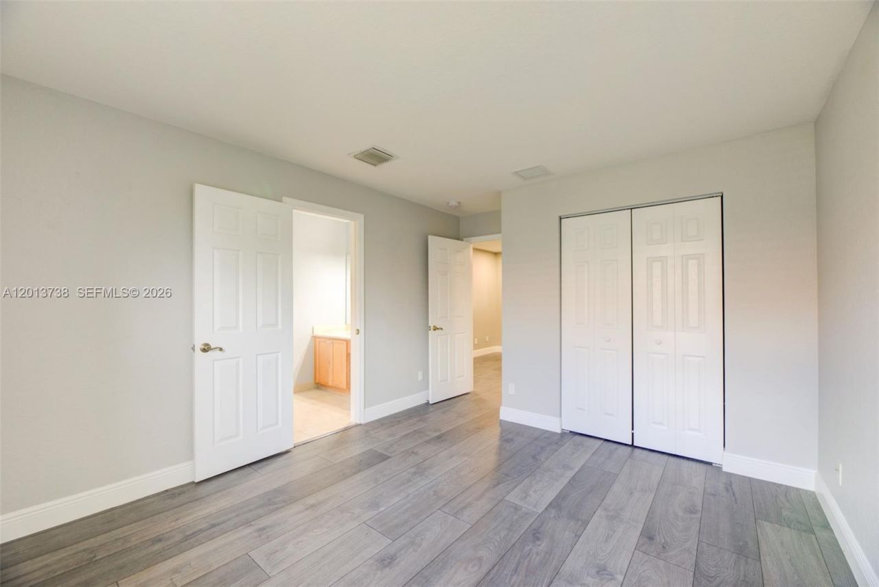 4207 W Whitewater Ave , Weston, FL 33332 Photo