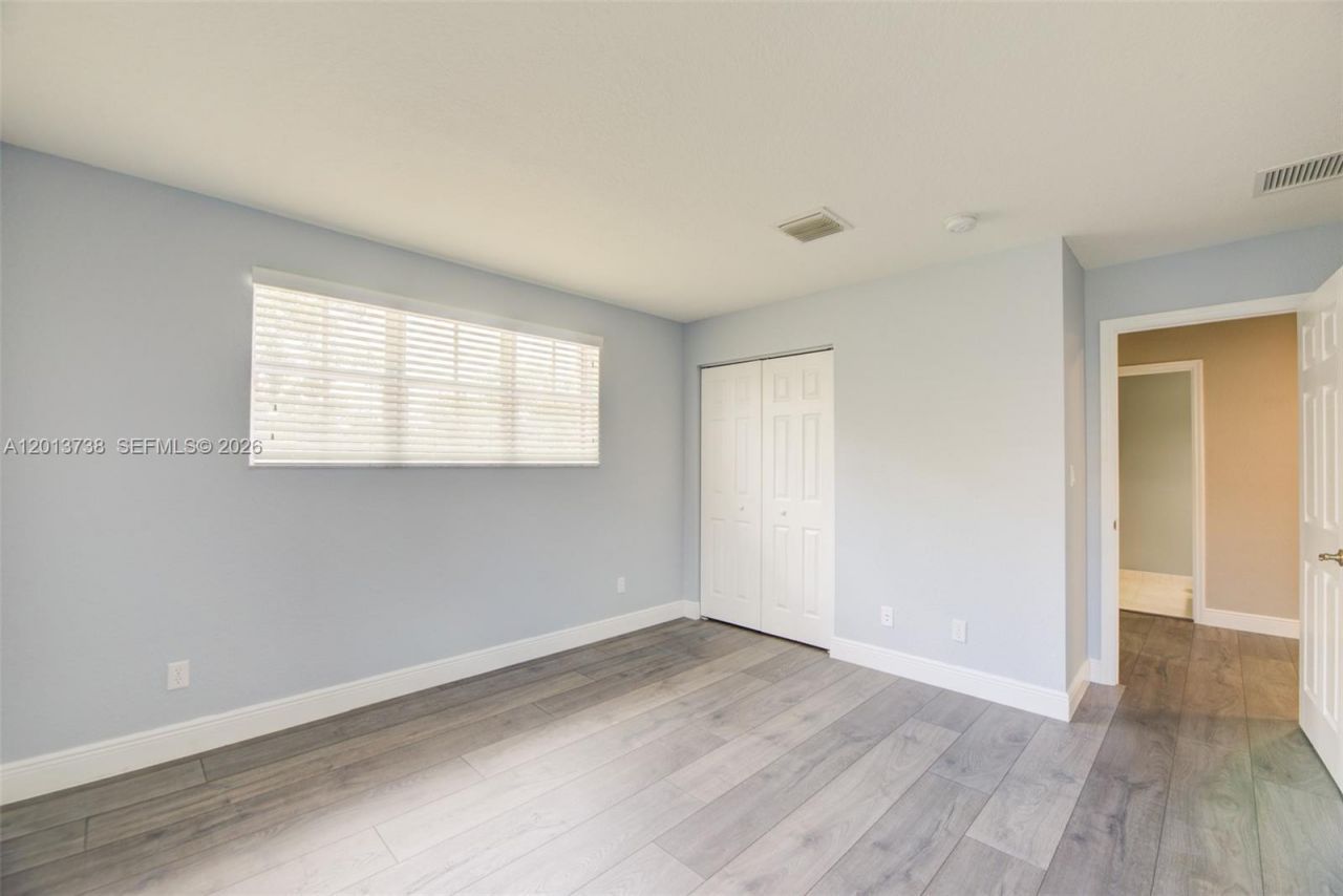 4207 W Whitewater Ave , Weston, FL 33332 Photo