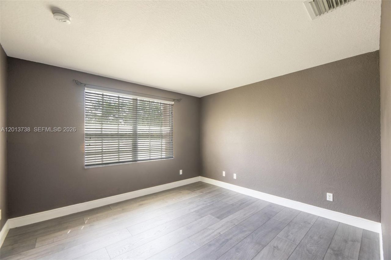 4207 W Whitewater Ave , Weston, FL 33332 Photo