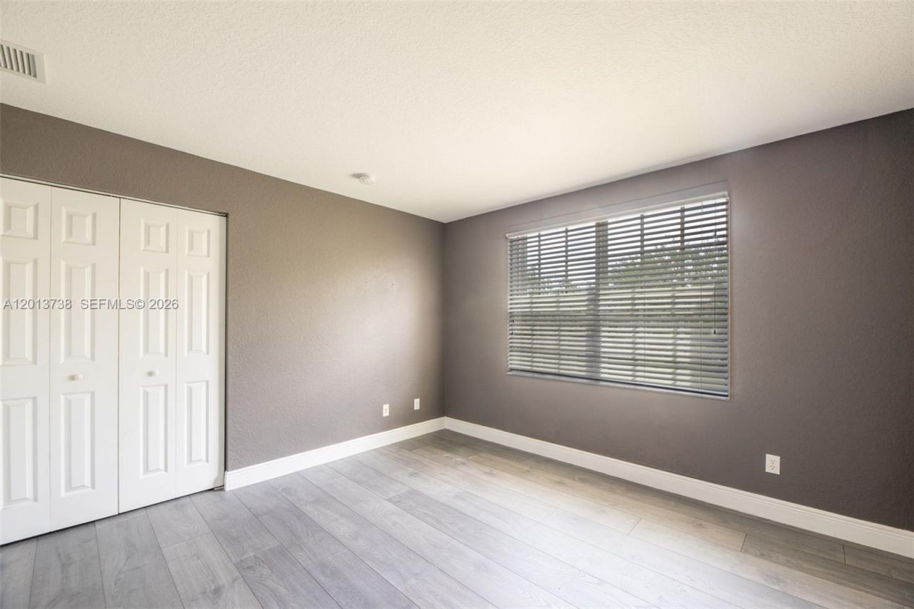 4207 W Whitewater Ave , Weston, FL 33332 Photo