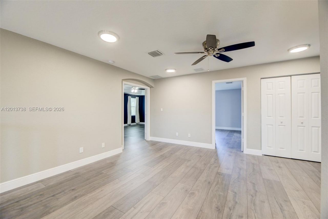 4207 W Whitewater Ave , Weston, FL 33332 Photo