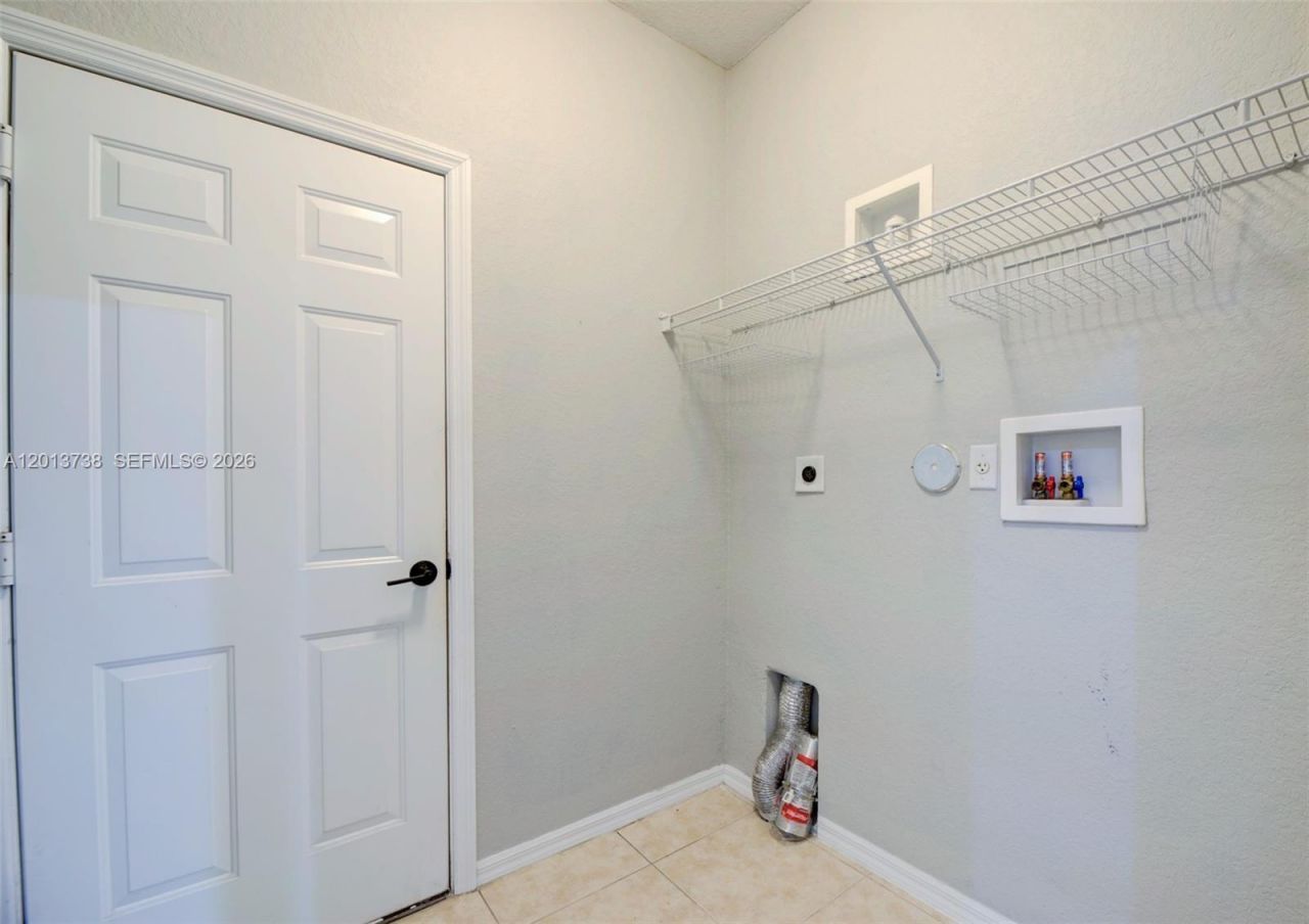 4207 W Whitewater Ave , Weston, FL 33332 Photo