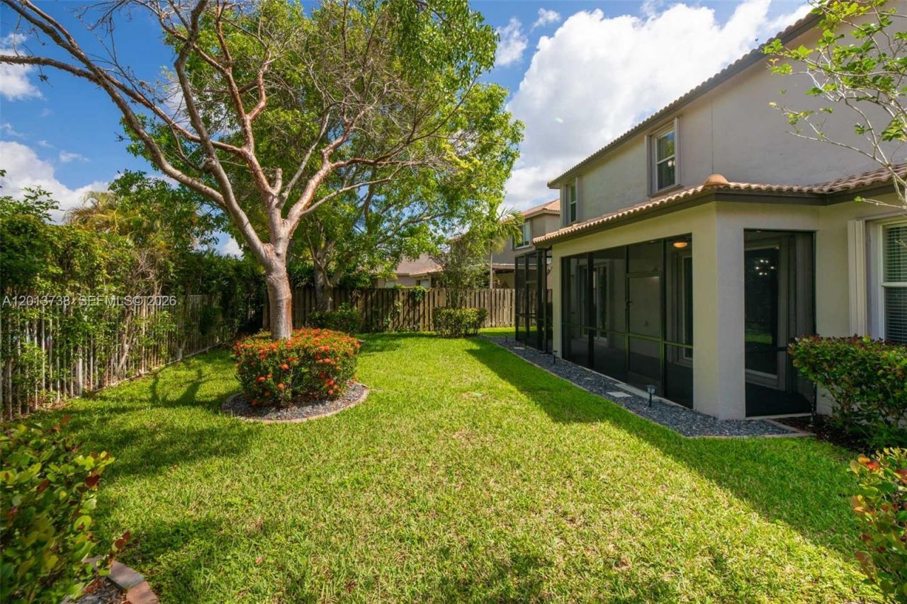 4207 W Whitewater Ave , Weston, FL 33332 Photo
