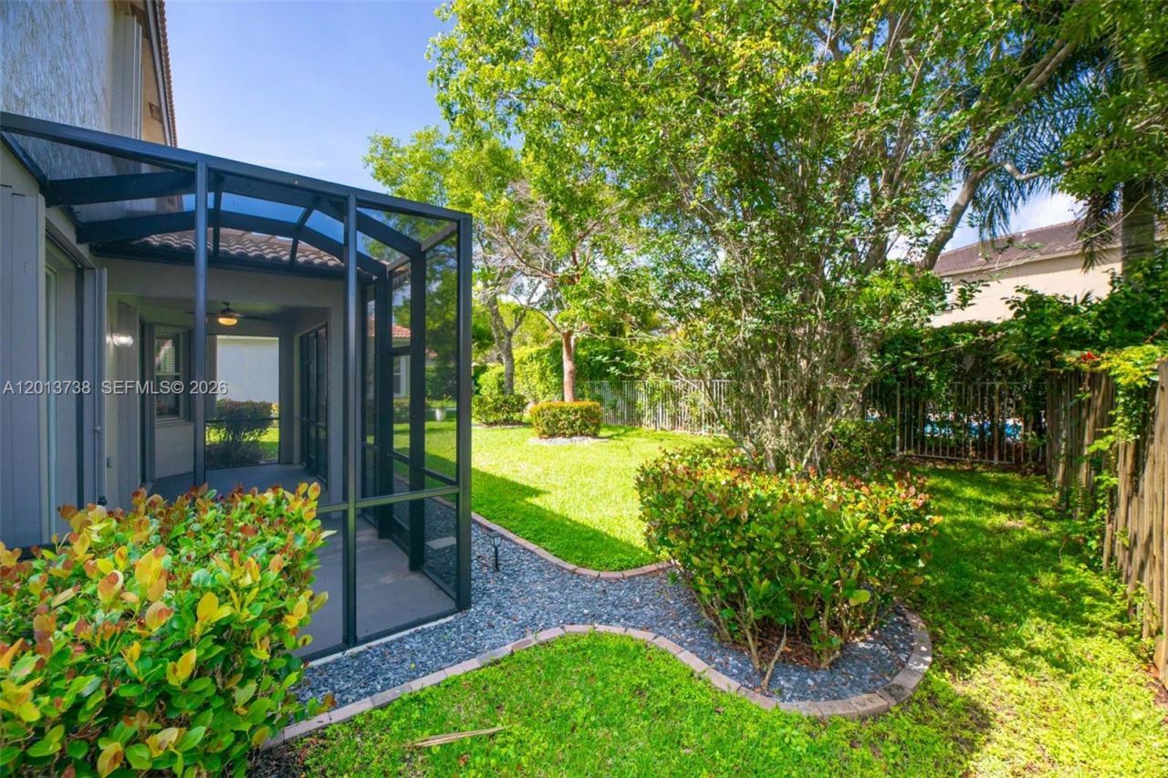 4207 W Whitewater Ave , Weston, FL 33332 Photo