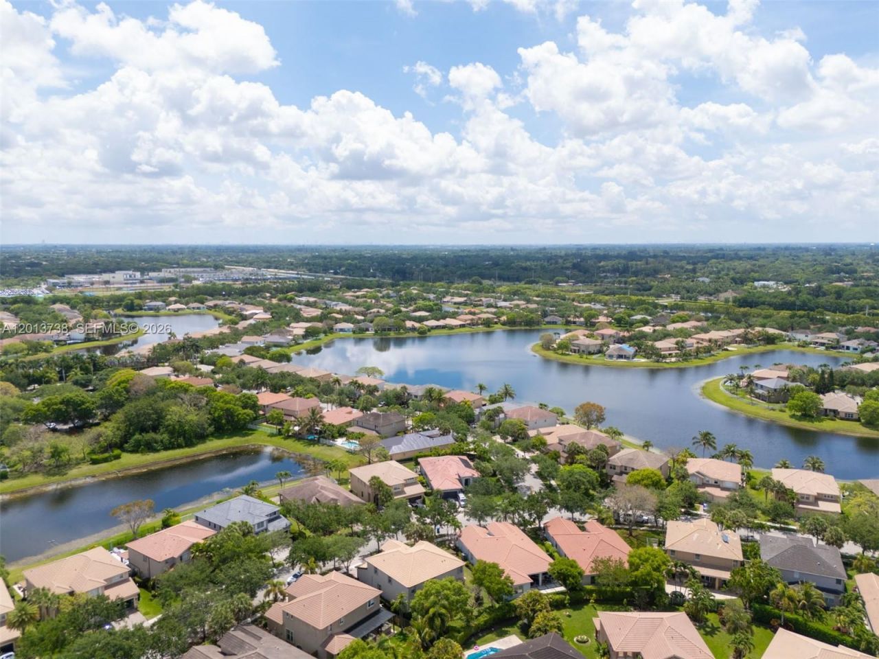 4207 W Whitewater Ave , Weston, FL 33332 Photo
