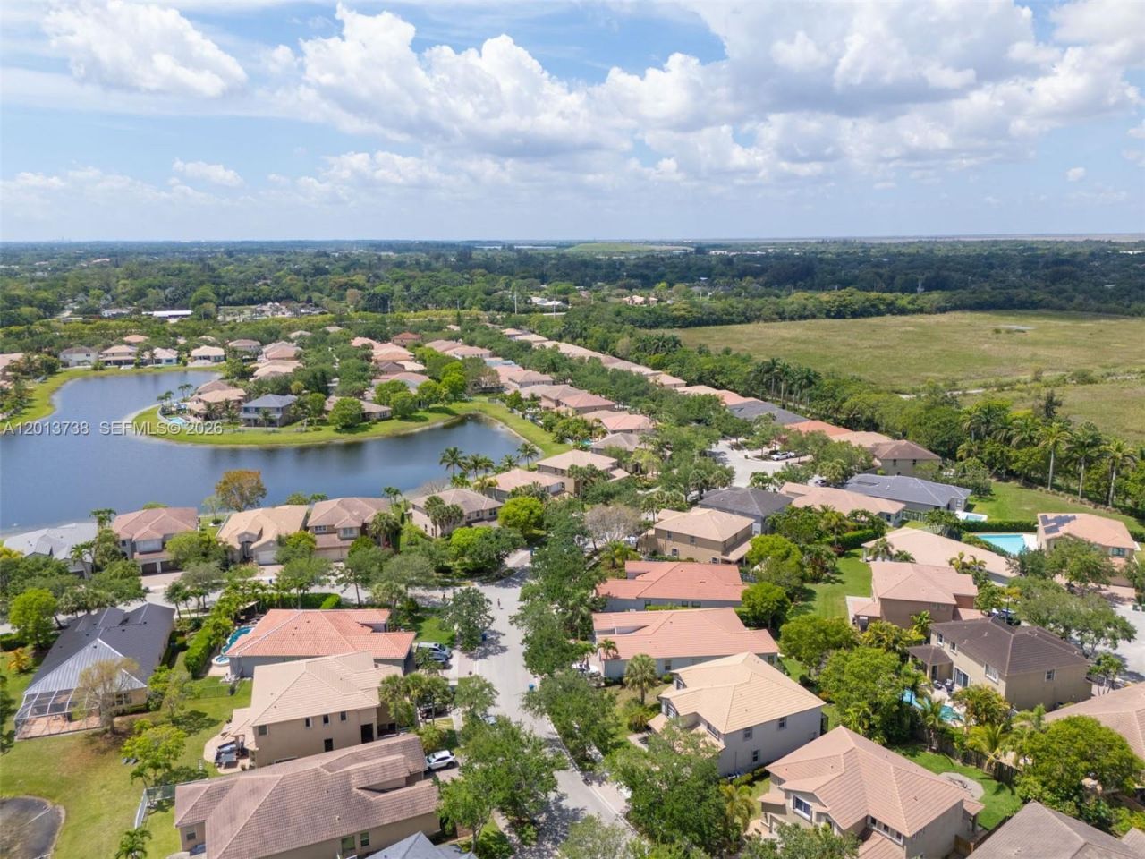 4207 W Whitewater Ave , Weston, FL 33332 Photo