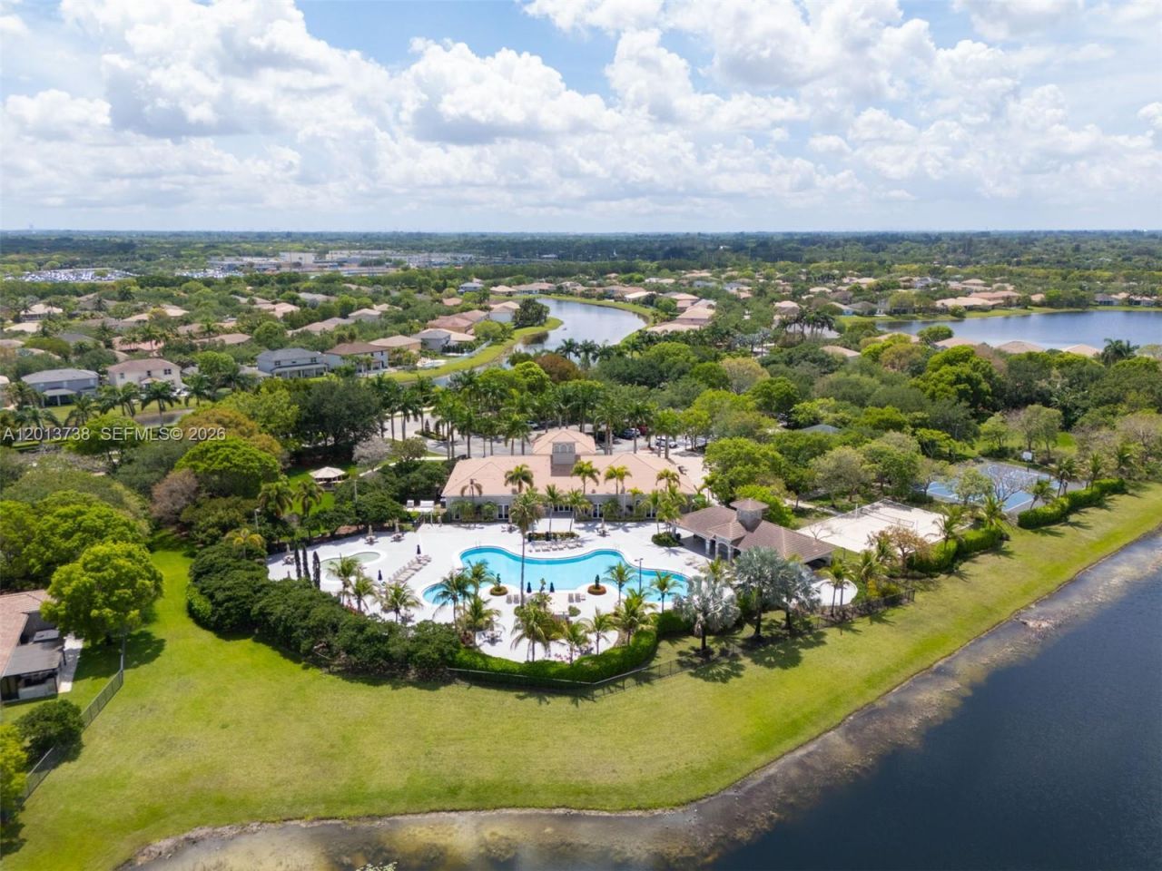 4207 W Whitewater Ave , Weston, FL 33332 Photo