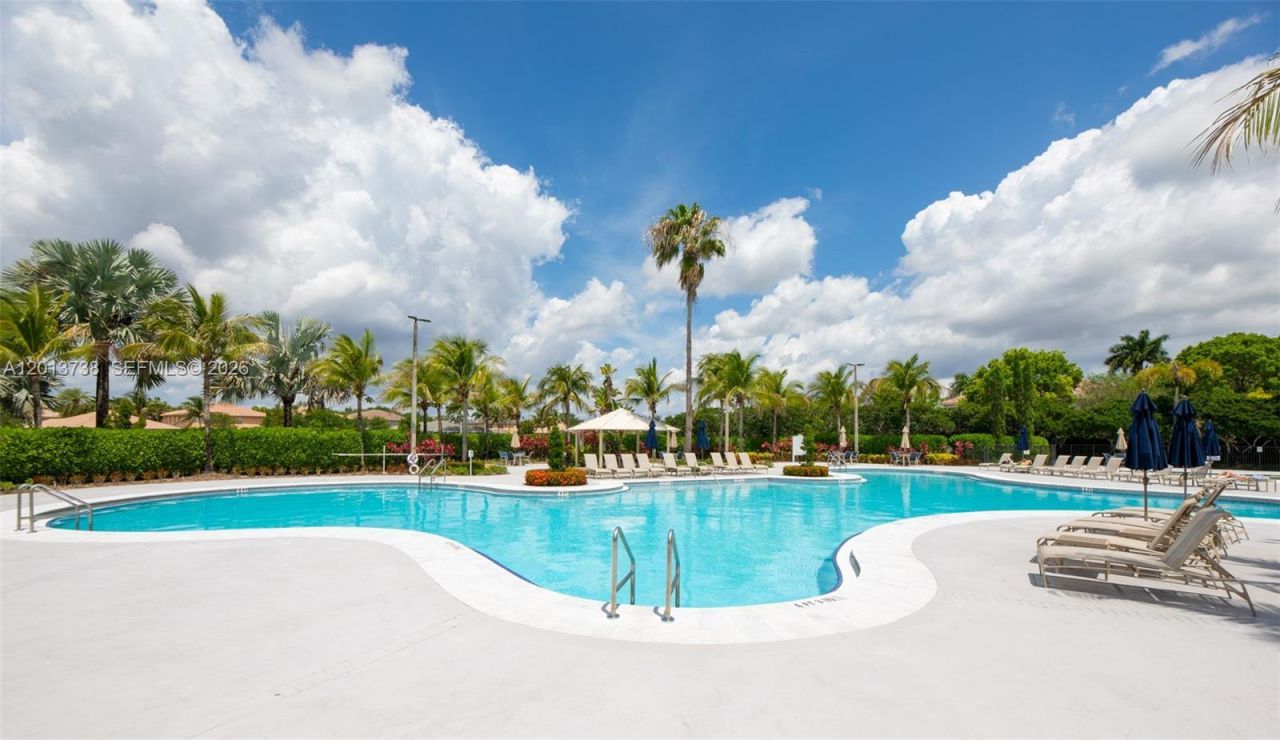 4207 W Whitewater Ave , Weston, FL 33332 Photo