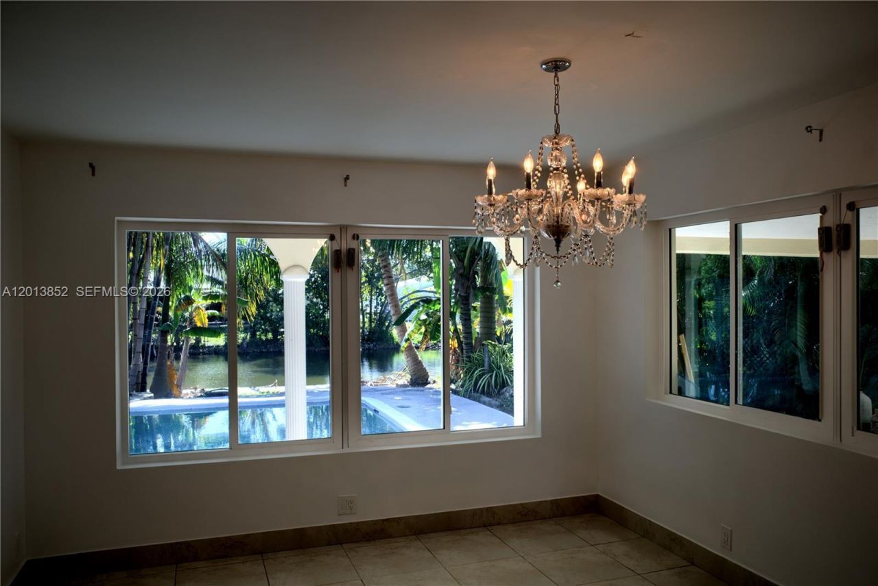 301 SW 5th St, Hallandale Beach, FL 33009 Photo