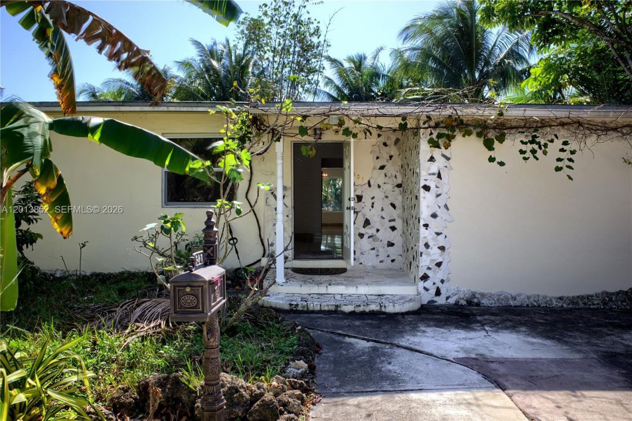 301 SW 5th St, Hallandale Beach, FL 33009 Photo