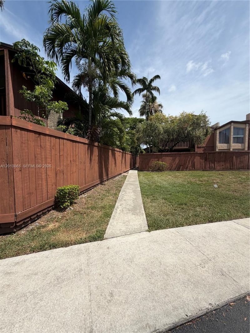 7024 SW 114th Pl, Unit A-52, Miami, FL 33173 Photo