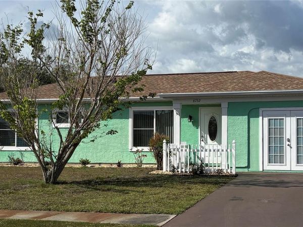 6752 DENNISON AVENUE , NORTH PORT, FL 34287