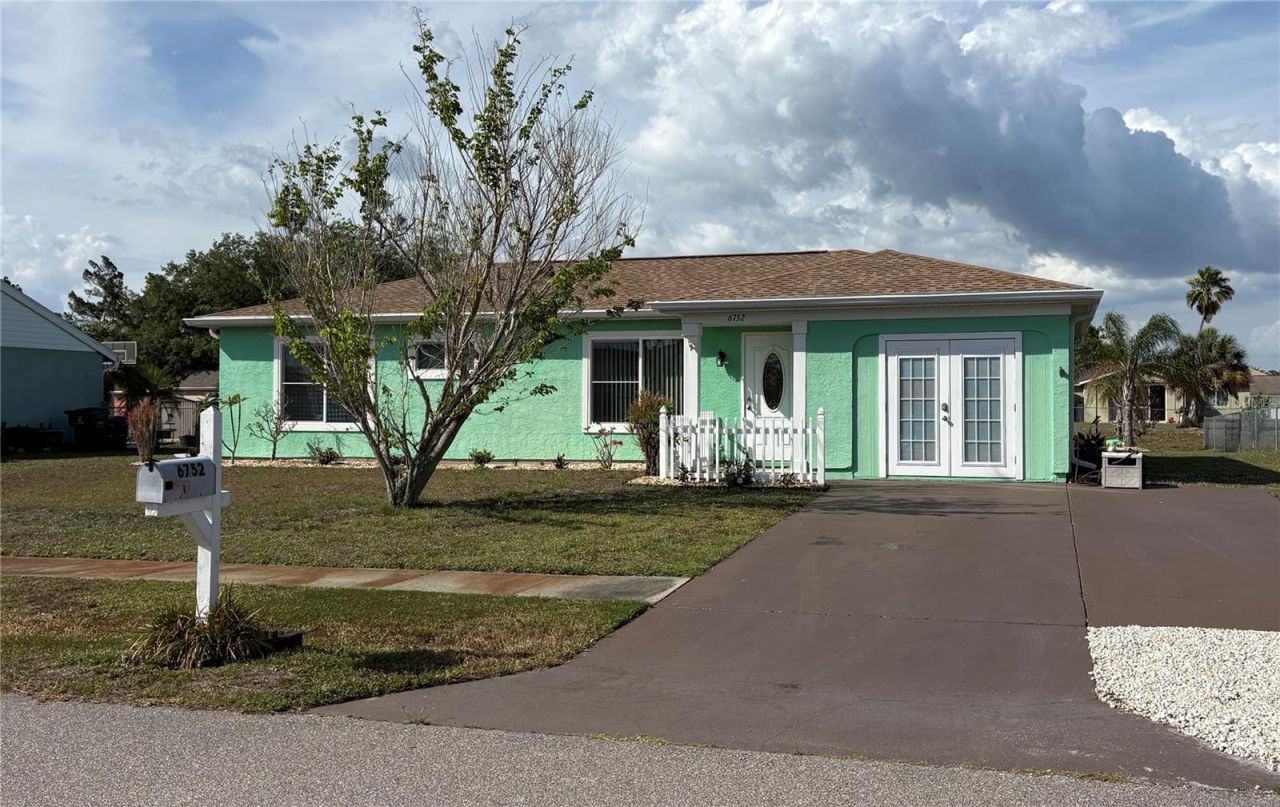 6752 Dennison Avenue , North Port, FL 34287 Photo