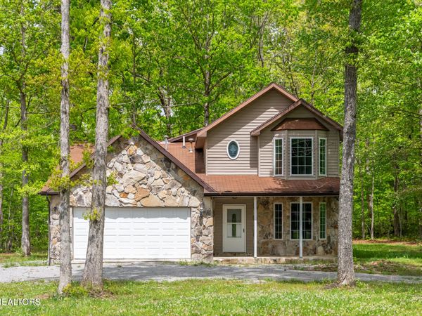 9301 Hondo Drive, Crossville, TN 38572