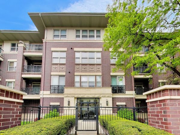 6436 Roosevelt Road , Unit 212, Oak Park, IL 60304