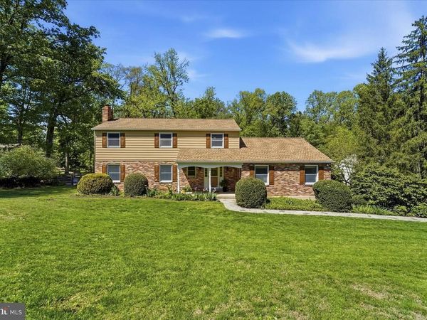 2 WOODBRIAR DRIVE, MEDIA, PA 19063