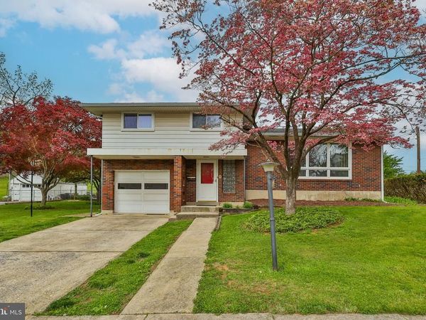 1220 S LUMBER STREET, ALLENTOWN, PA 18102