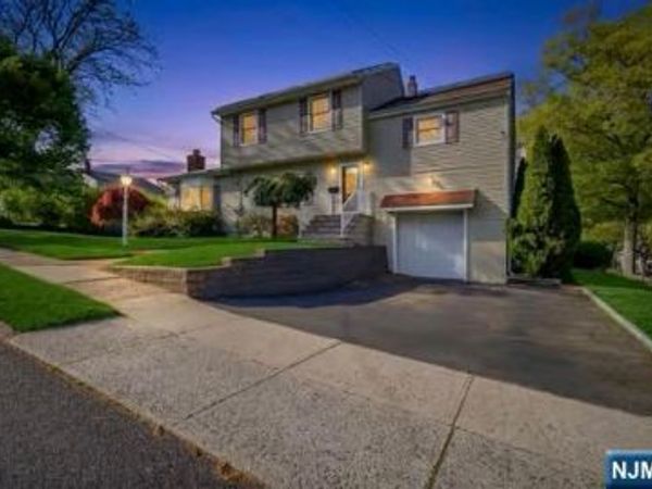 182 Pascack Avenue, EMERSON, NJ 07630