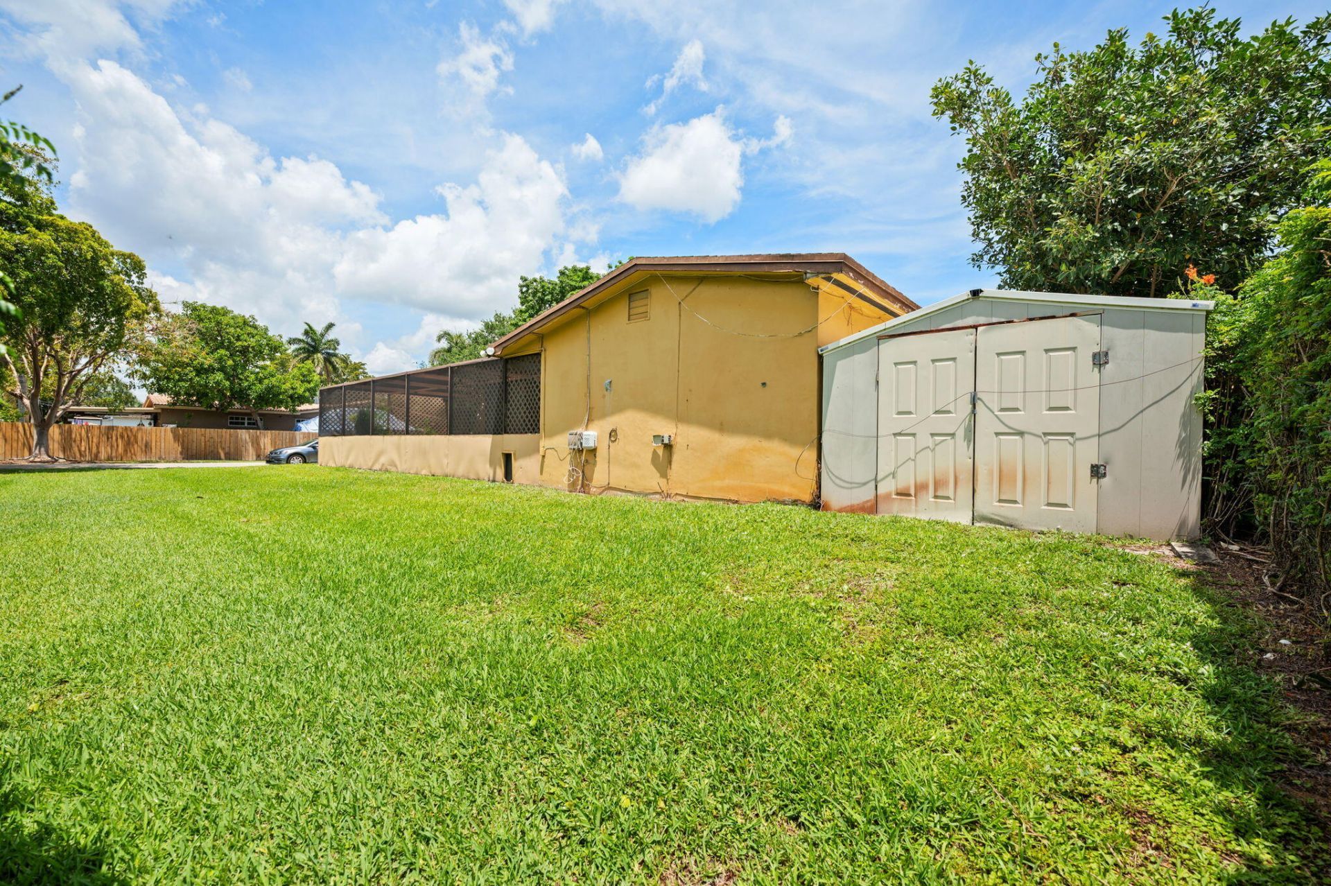 8350 NW 23rd Street, Pembroke Pines, FL 33024 Photo