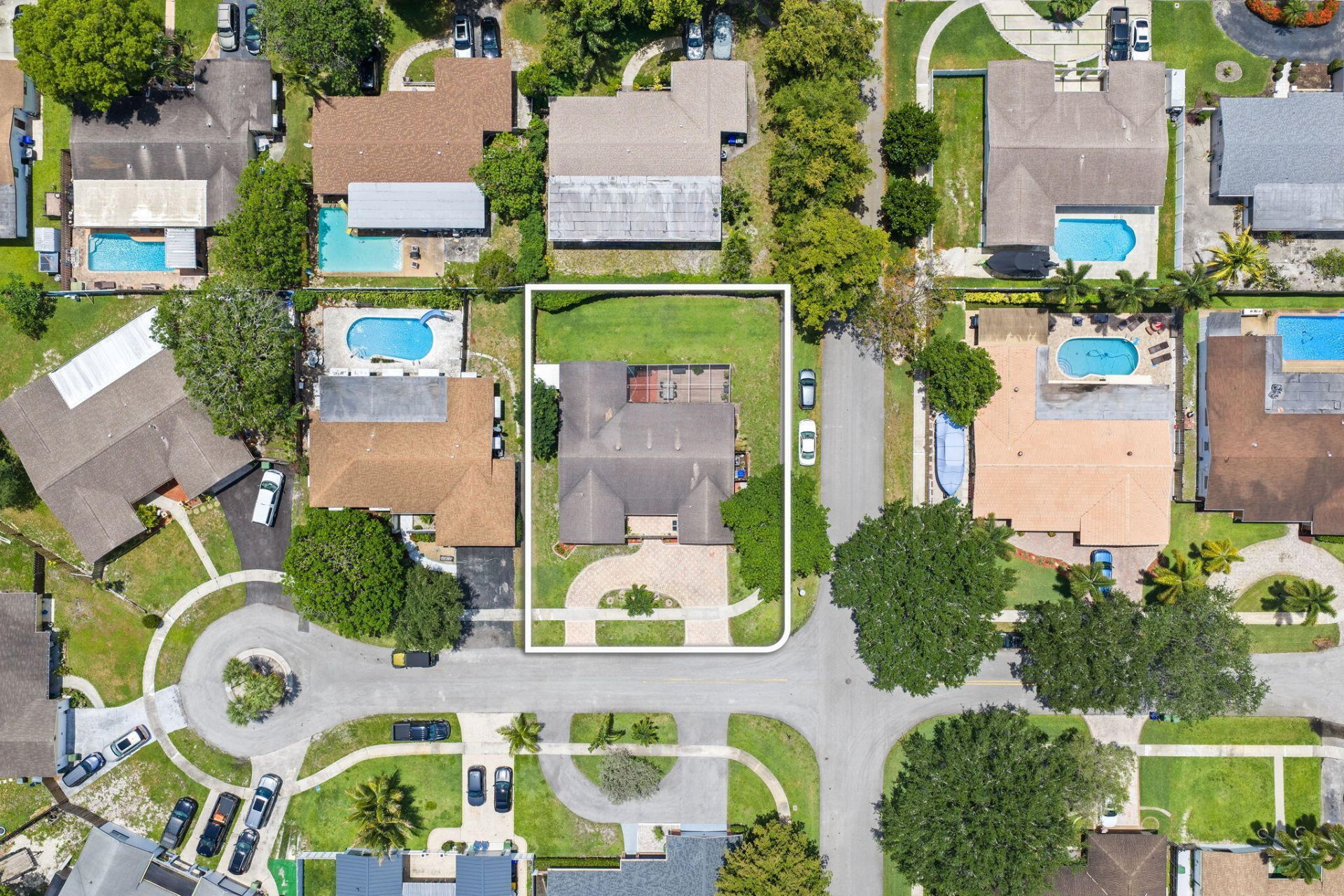 8350 NW 23rd Street, Pembroke Pines, FL 33024 Photo