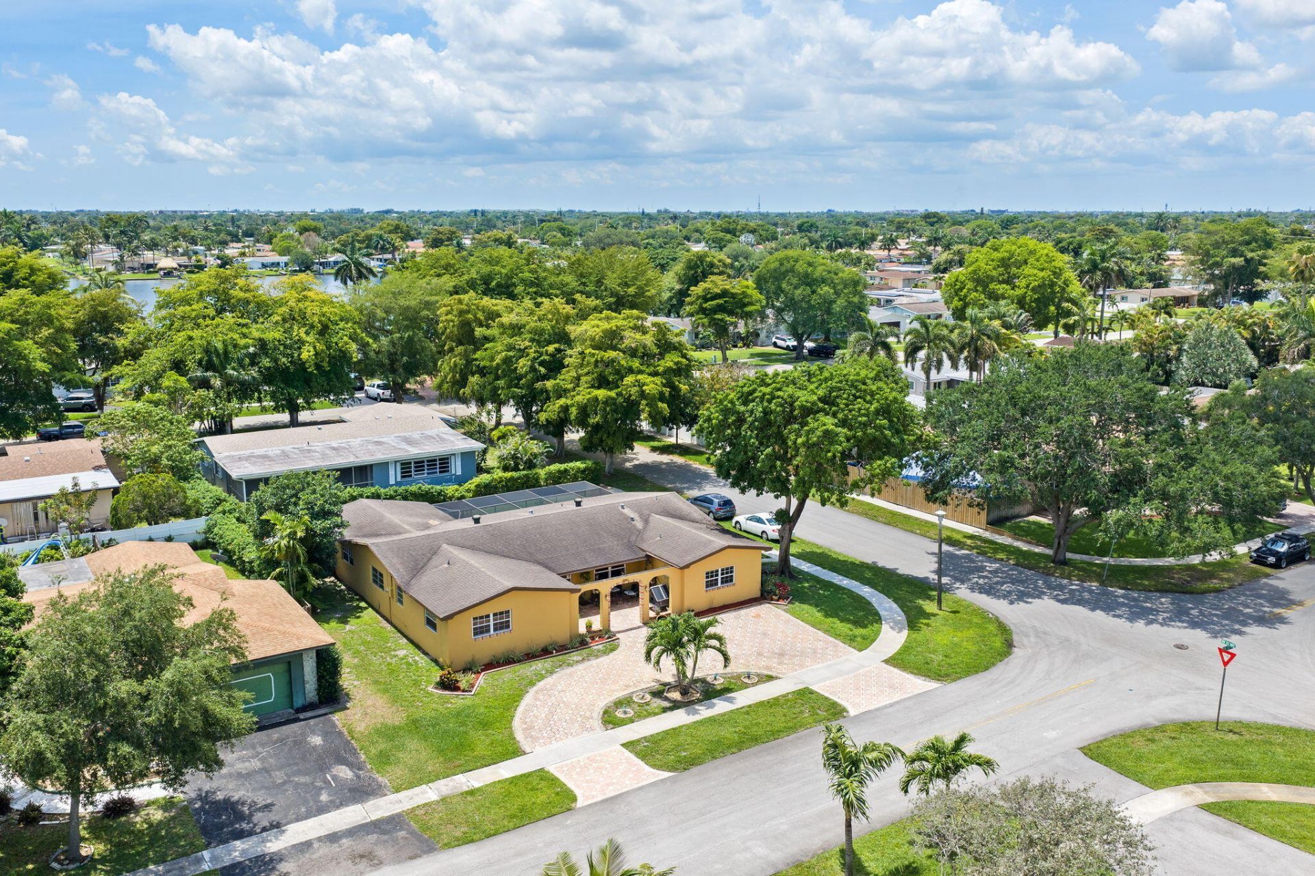 8350 NW 23rd Street, Pembroke Pines, FL 33024 Photo