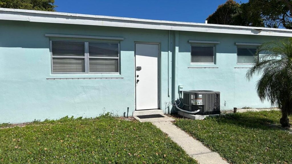 3801 NE 22nd Terrace, Unit 5, Lighthouse Point, FL 33064 Photo