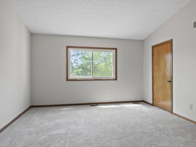 2324 Terrance Drive, Unit 74, Columbus, OH 43220 Photo 24