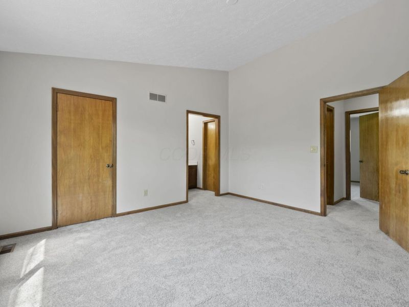 2324 Terrance Drive, Unit 74, Columbus, OH 43220 Photo 25