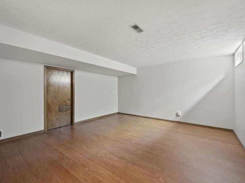 2324 Terrance Drive, Unit 74, Columbus, OH 43220 Photo 36