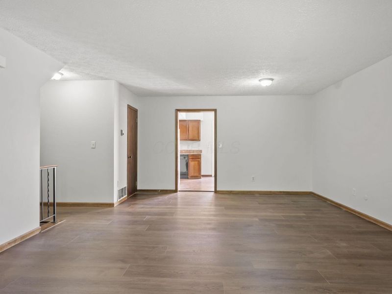 2324 Terrance Drive, Unit 74, Columbus, OH 43220 Photo 8