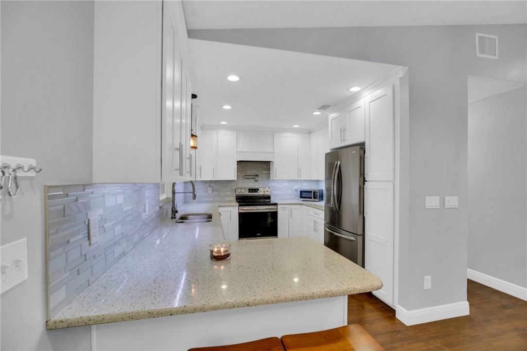 27 Sunset Drive, Sebastian, FL 32958 Photo