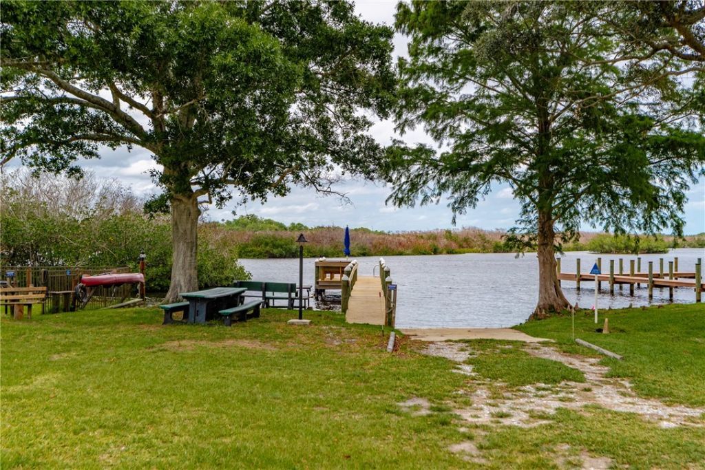 27 Sunset Drive, Sebastian, FL 32958 Photo