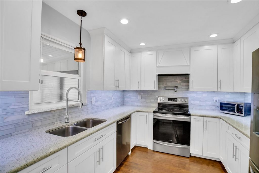 27 Sunset Drive, Sebastian, FL 32958 Photo