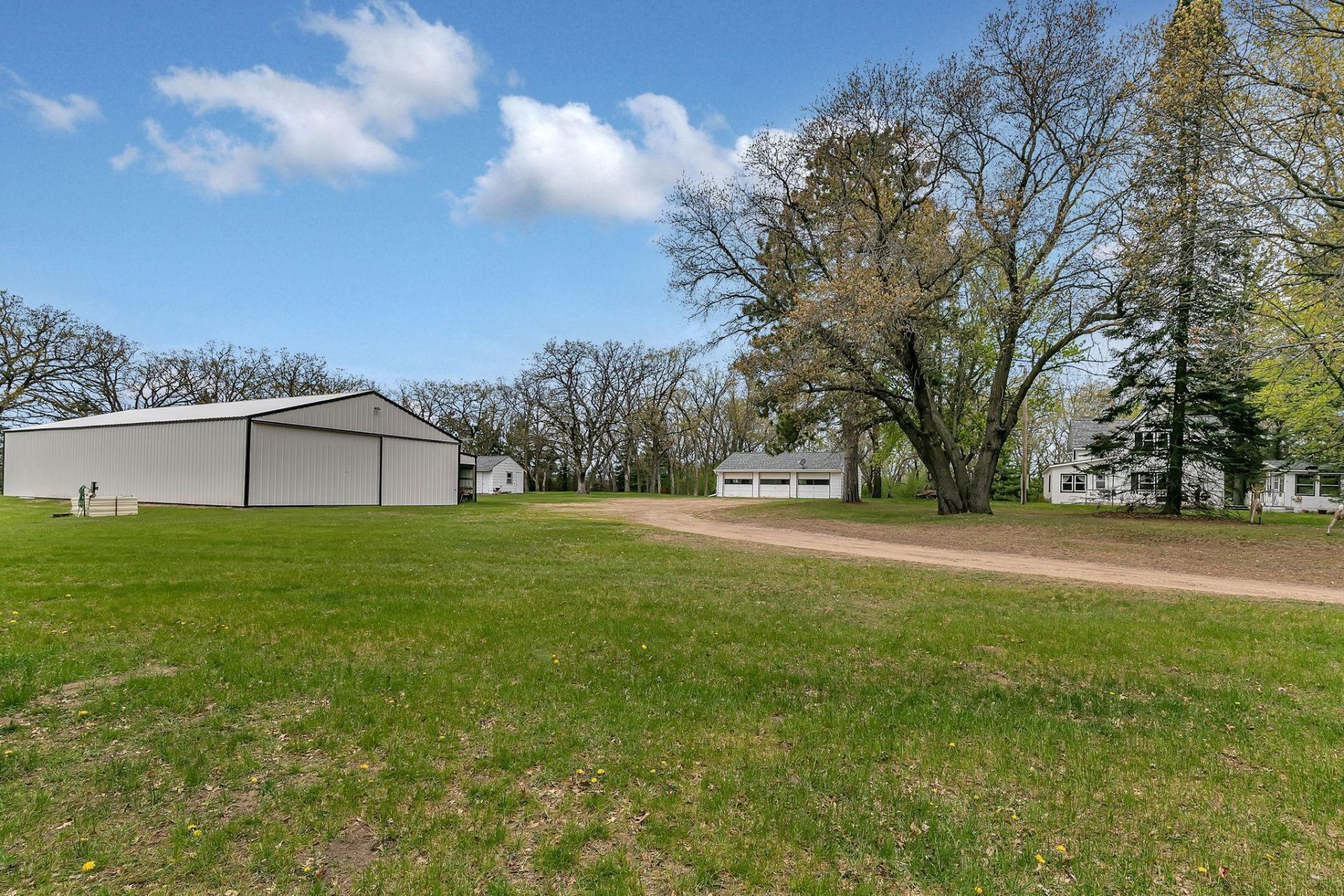 9160 180th Avenue SE, Becker, MN 55308