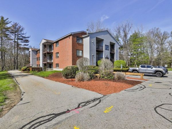 189 Littleton Road, Unit 62, Chelmsford, MA 01824