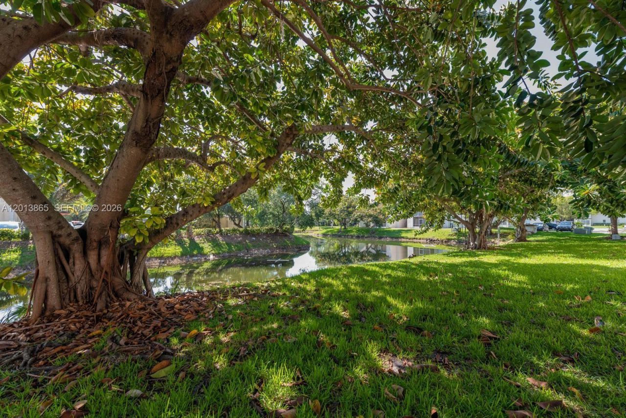 447 N Laurel, Unit 1906, Margate, FL 33063 Photo
