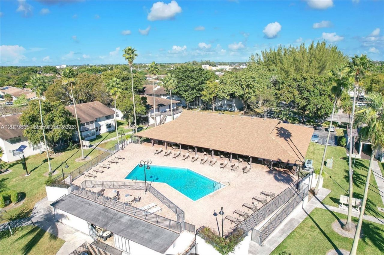 447 N Laurel, Unit 1906, Margate, FL 33063 Photo