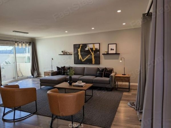 10749 New haven Street, Sun Valley, CA 91352