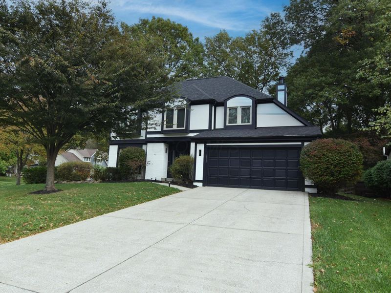 990 Venetian Way, Columbus, OH 43230 Photo 1