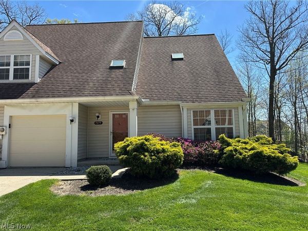7679 Creekwood Drive , North Royalton, OH 44133