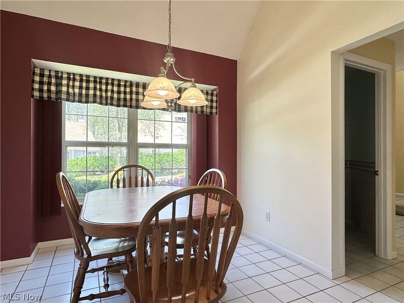 7679 Creekwood Drive, North Royalton, OH 44133 Photo 9