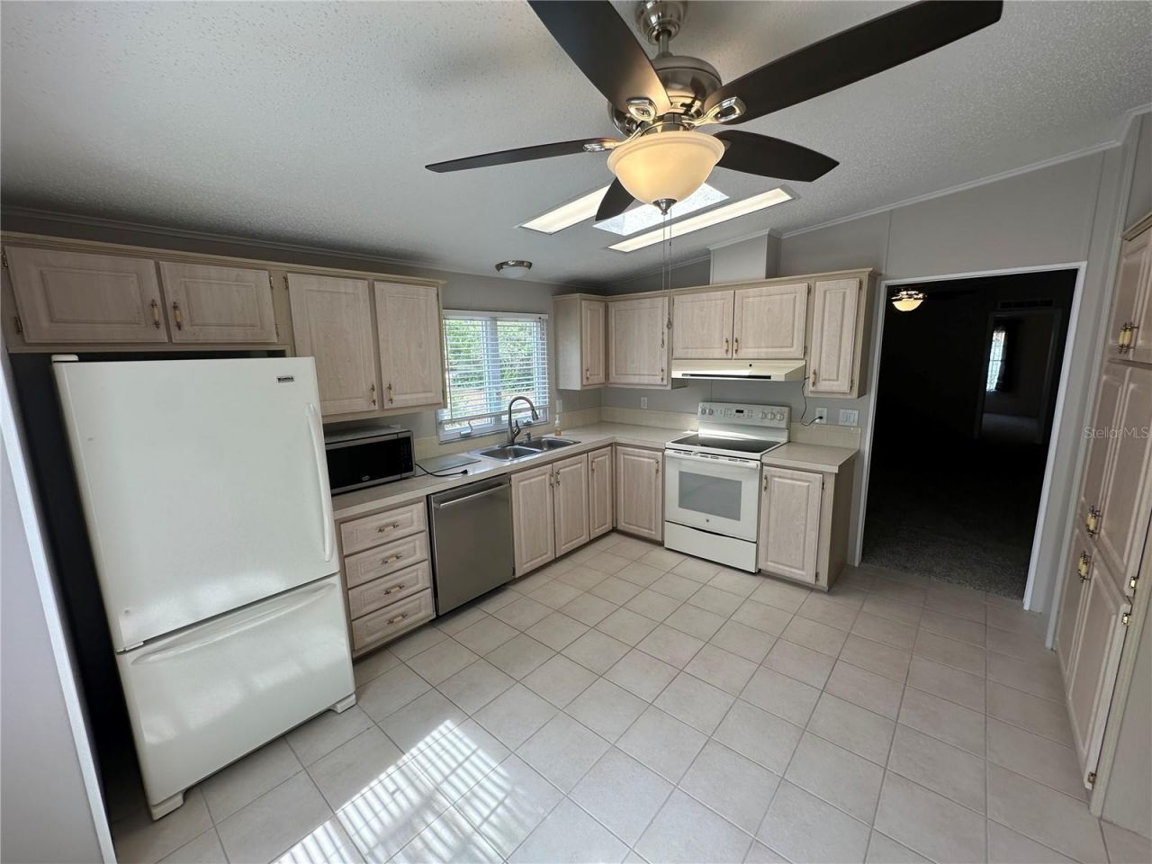 8040 Cessna Drive, Spring Hill, FL 34606 Photo