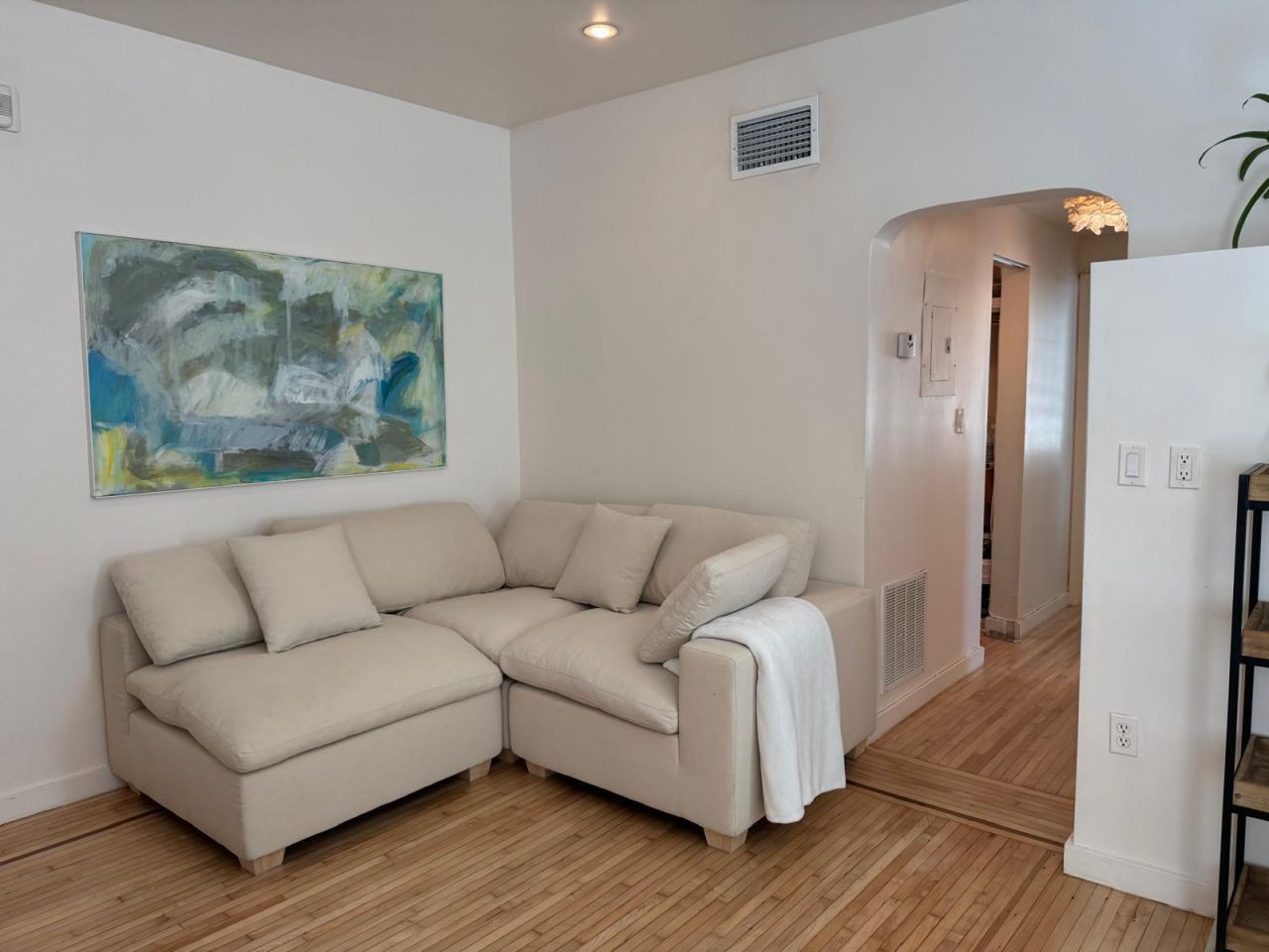 815 Euclid Avenue, Unit 10, Miami Beach, FL 33139 Photo