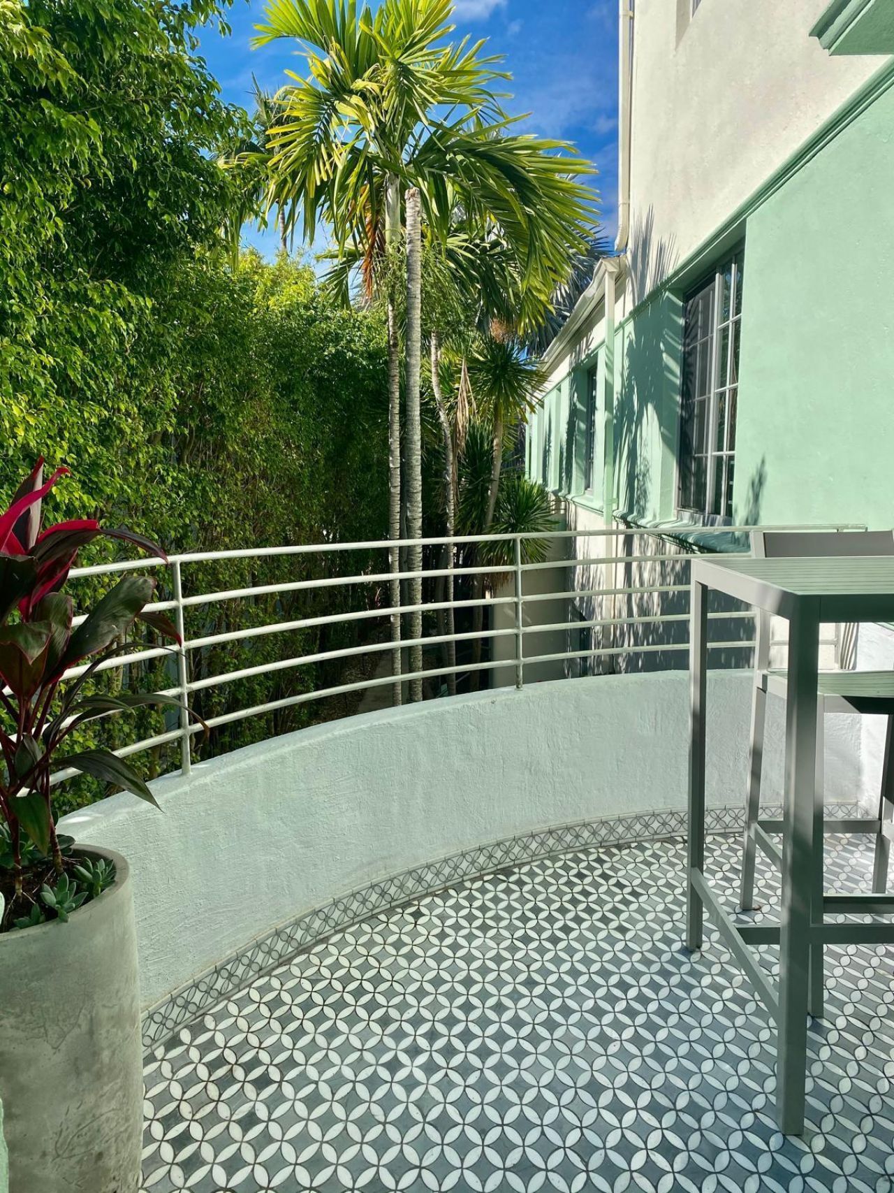 815 Euclid Avenue, Unit 10, Miami Beach, FL 33139 Photo