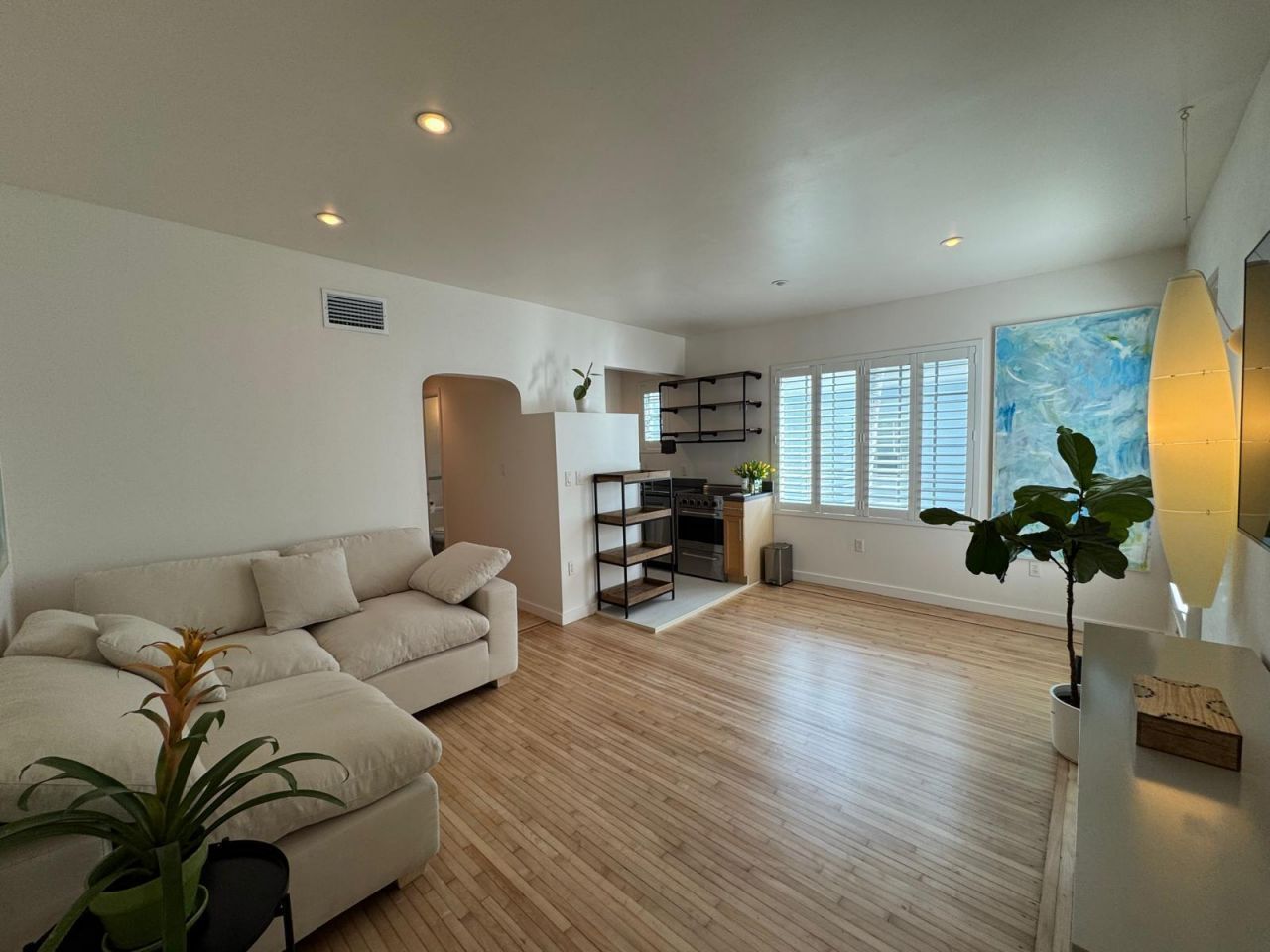 815 Euclid Avenue, Unit 10, Miami Beach, FL 33139 Photo