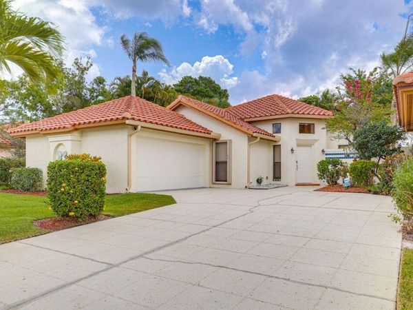 2856 SW Mariposa Circle, Palm City, FL 34990