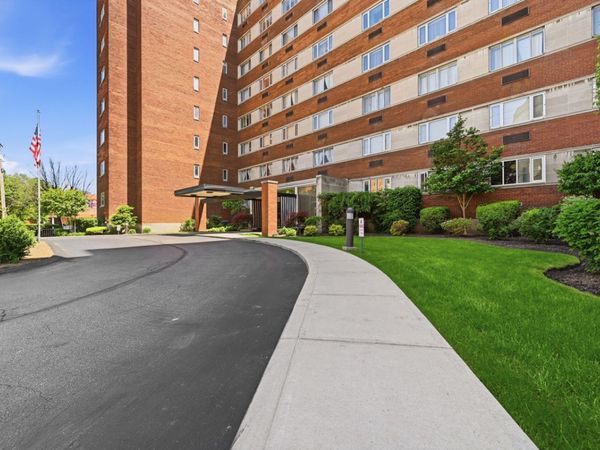 128 N Craig Street, Unit 404, Pittsburgh, PA 15213